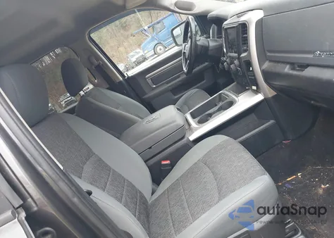 2017 Ram 1500 Big Horn 4X4 5'7 Box z USA, uszkodzony, nr VIN 3C6RR7LT7HG525423